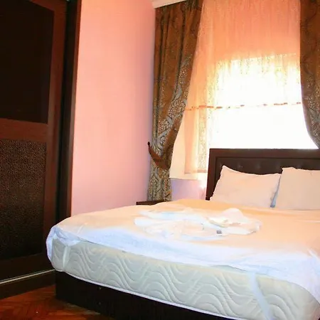 Nisa Sultan * Istambul